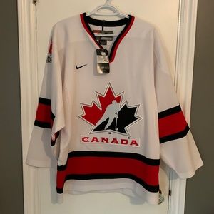 Nike Team Canada IIHF Replica Jersey BNWT